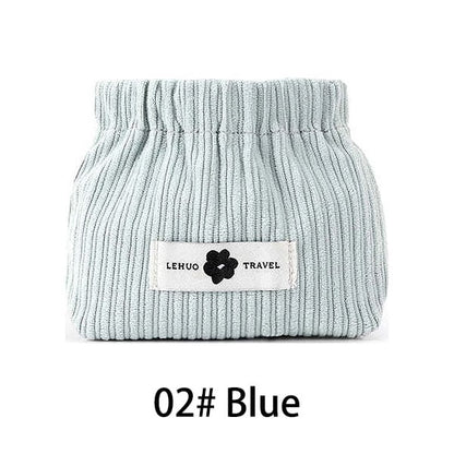 Self-closing Magnetic Mini Portable Pouch