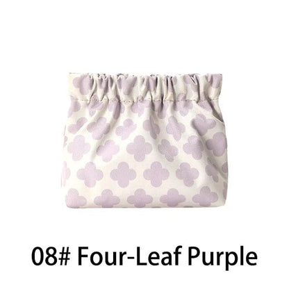 Self-closing Magnetic Mini Portable Pouch