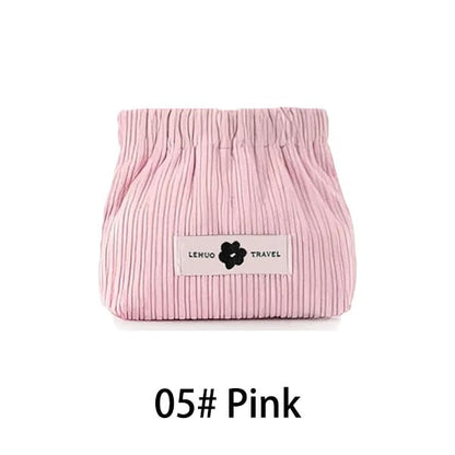 Self-closing Magnetic Mini Portable Pouch